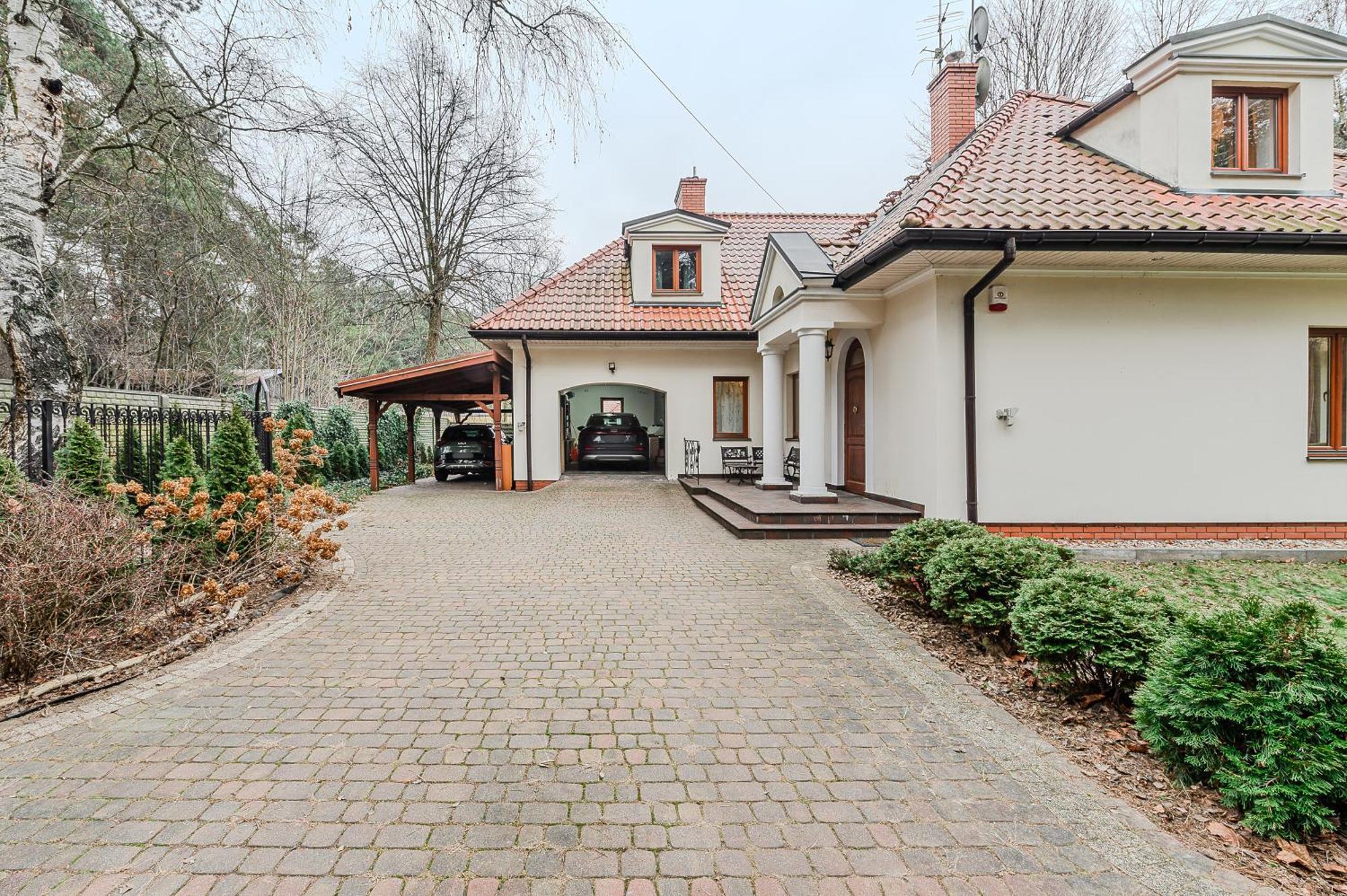 Lumina Luxury House In Villa