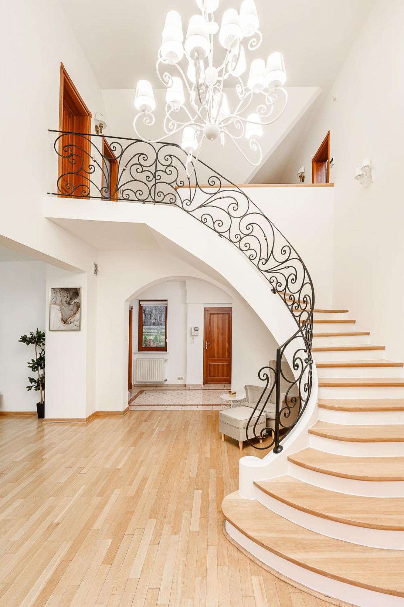 Villa Lumina Luxury House In